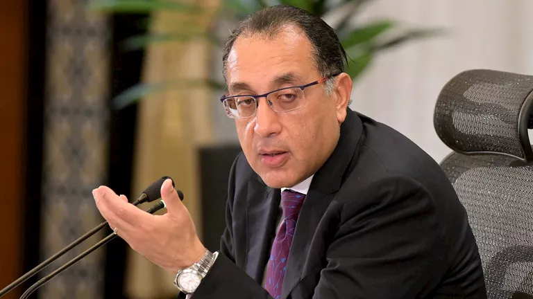 ما هي الفئات المستثناة من قرار العمل عن بُعد؟